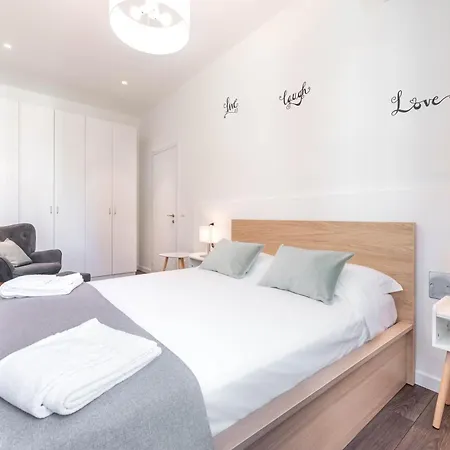 Italstay - Belzoni New Flat - Private Parking * Padova