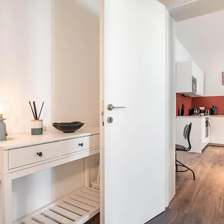 Italstay - Belzoni New Flat - Private Parking