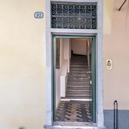 Italstay - Belzoni New Flat - Private Parking Apartment